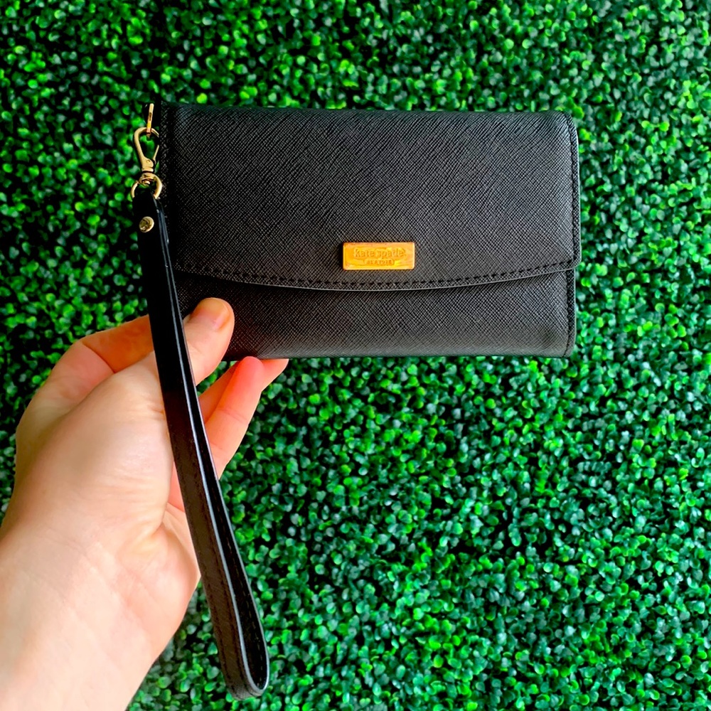 Kate Spade Cedar Street Phone Wristlet
